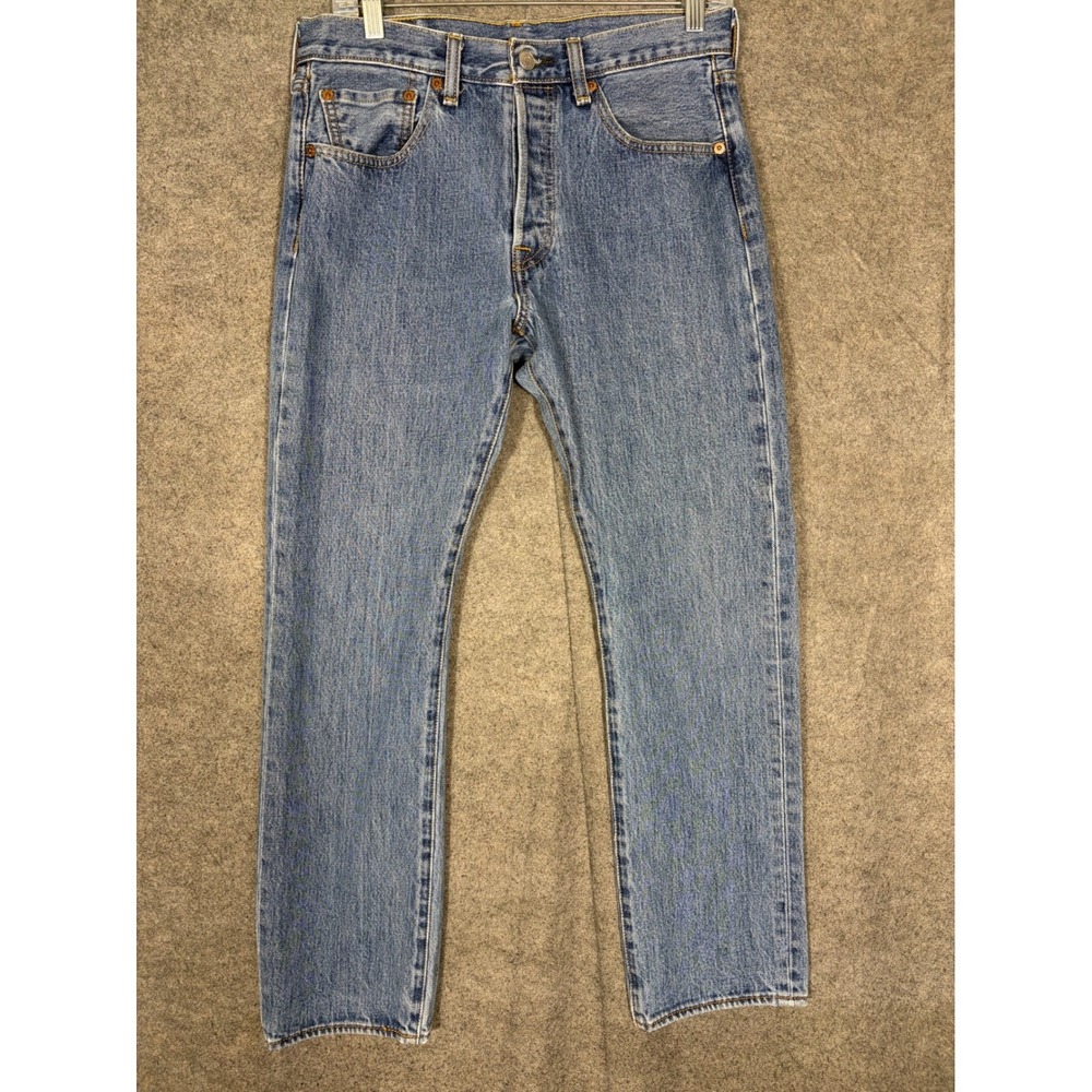 Levis 501 Original Fit Mens Jeans 31x30 Blue Denim Button Fly 00501-0193